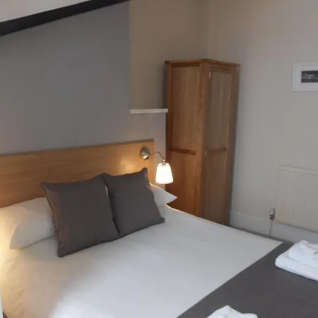Powys Lodge-3