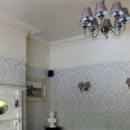 Powys Lodge-3